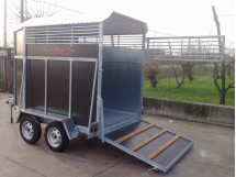 rimorchio trasporto bestiame esterno